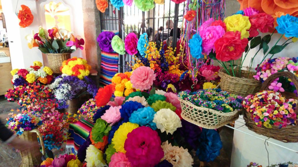 Euphoric Threads' Euphoric Escapades in Mexico City. Bazaar del Sabado. Euphoric threads