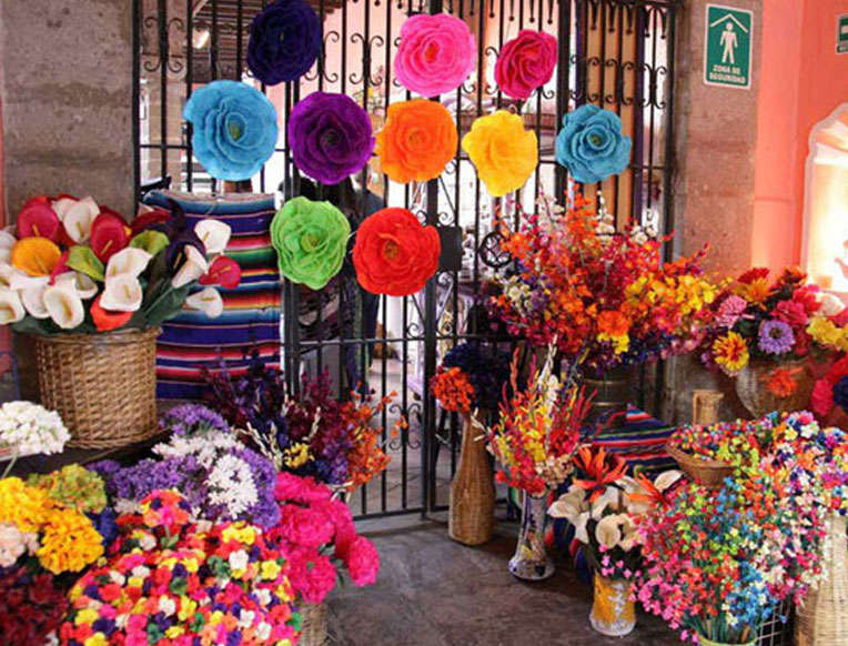 Euphoric Threads' Euphoric Escapades in Mexico City. Bazaar del Sabado
